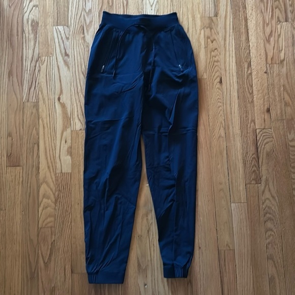 Lululemon sz 2 new without tags License to Train High-Rise Pant Black - Picture 4 of 14